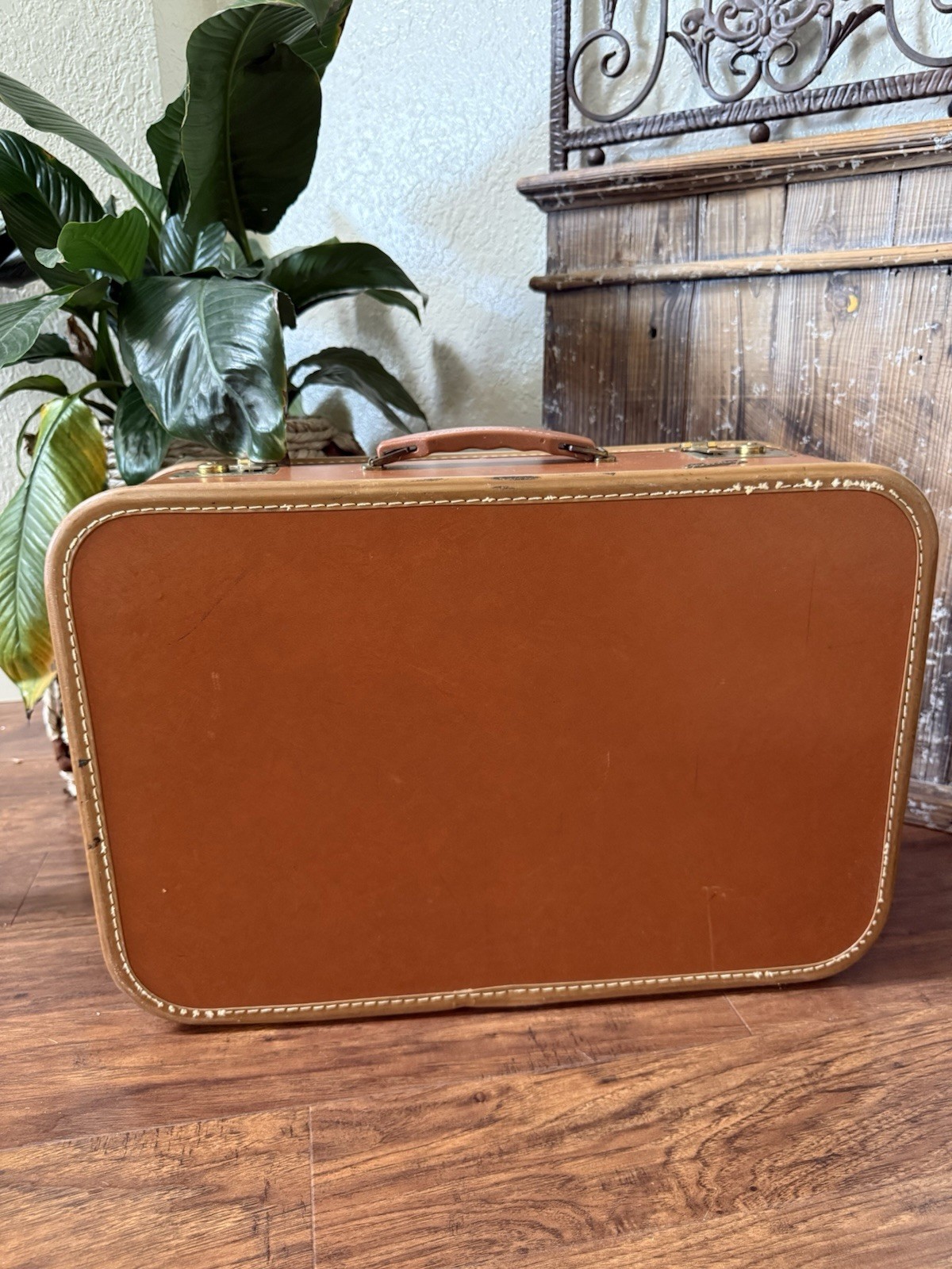 Vintage Brown “Travel Joy” Train/Overnight Suitcase 1950s-60s Made In USA