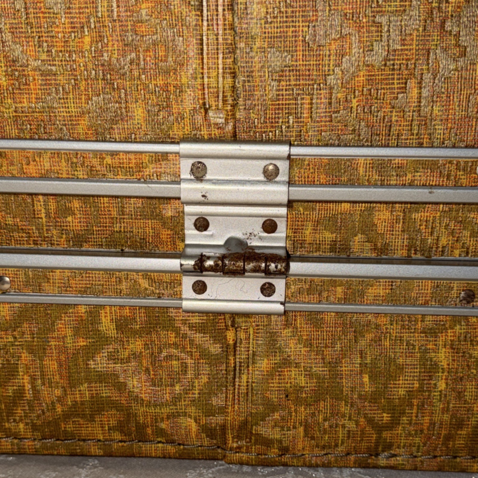 Samsonite Fashionaire Vintage Hard Suitcase Yellow Brown 1970s Locking