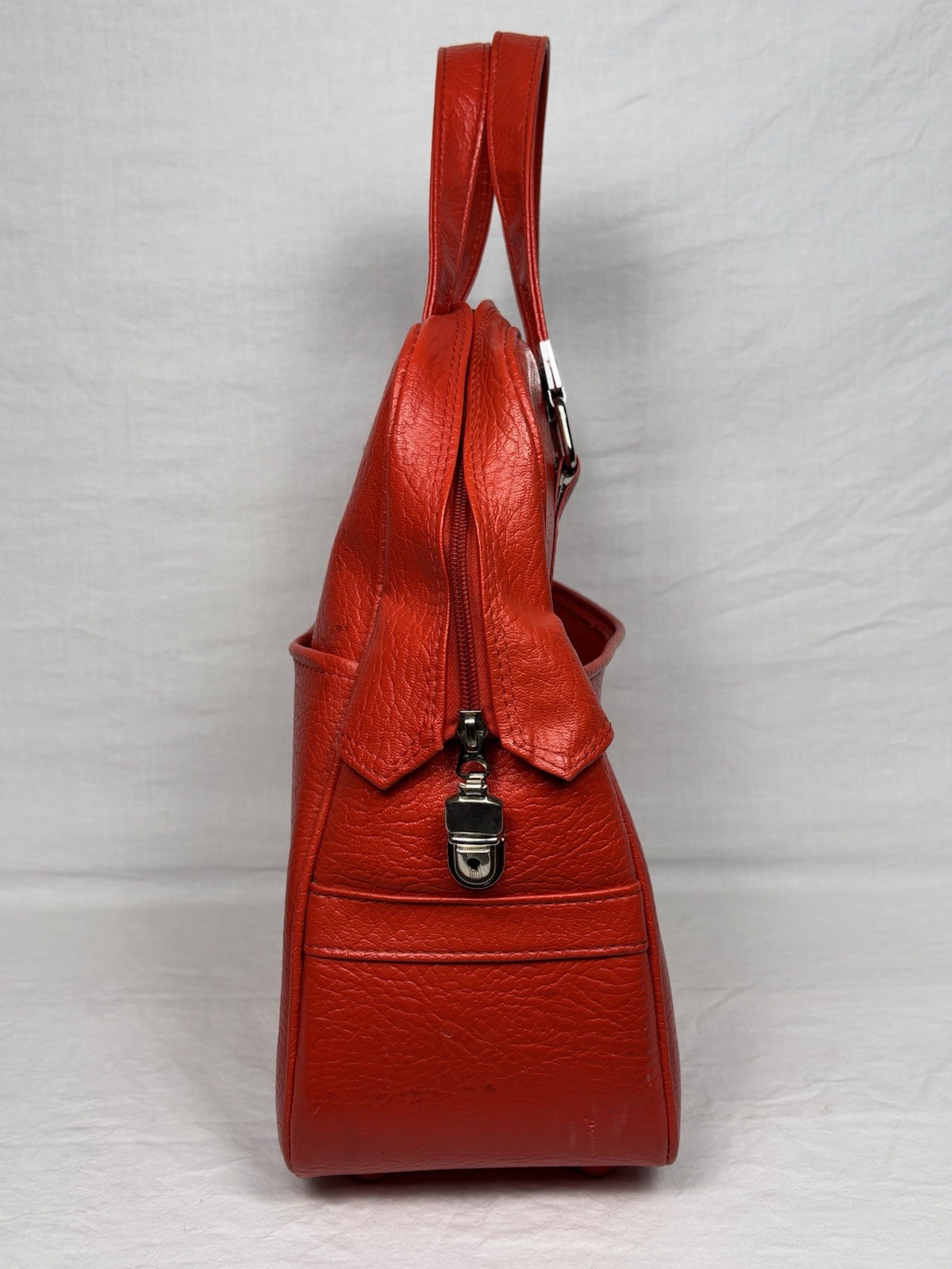 Vintage Sears Travel Tote Overnight Bag Zipper Lock No Keys Red