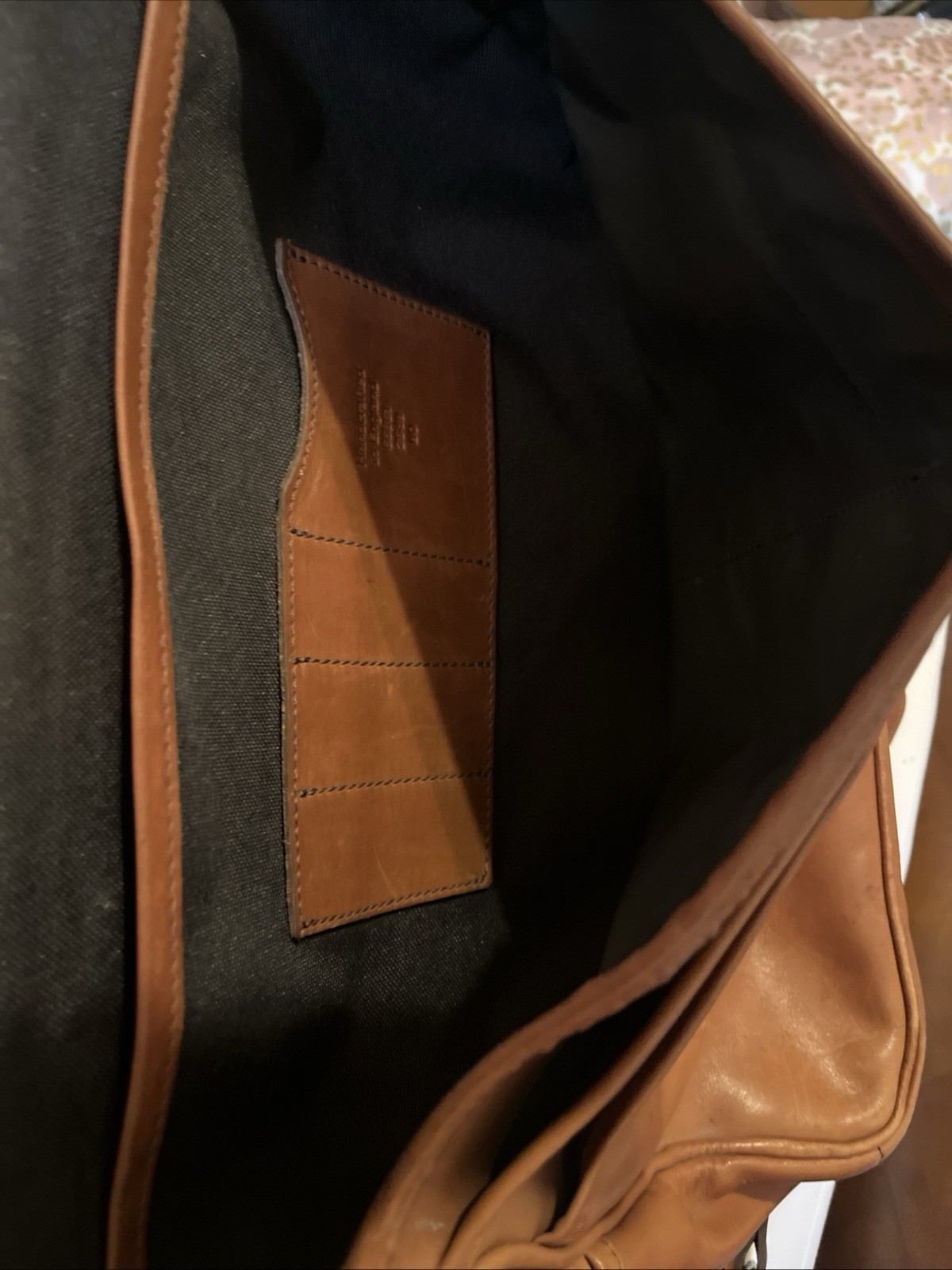 Lands End Vintage Brown Leather Messenger Tote Handbag Travel Briefcase England