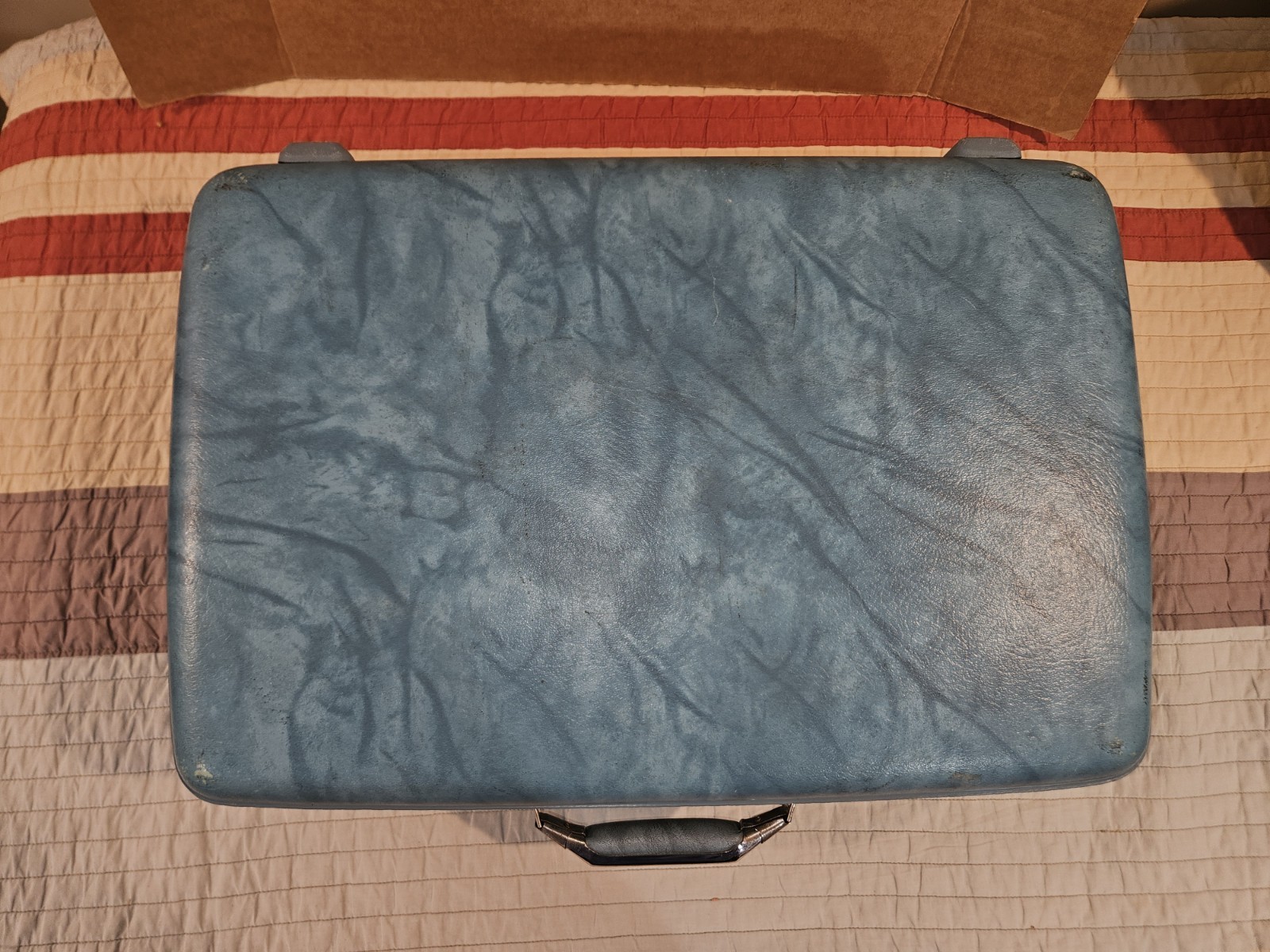 Vintage American Tourister marbled Turquoise Hard Suitcase with key 🔑