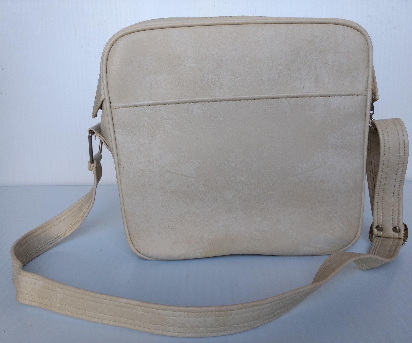 Vintage Sears Courier by Samsonite Beige Marbled Vinyl Travel Bag