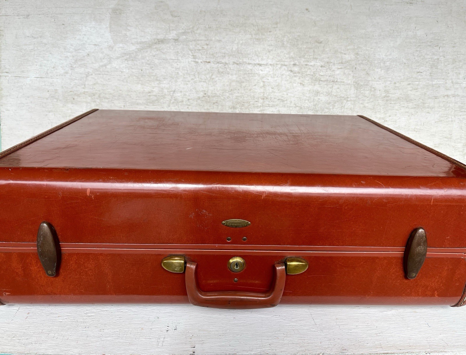 Vintage Brown Hard Shell Samsonite Suitcase Metal Locks Violet Fabric Interior