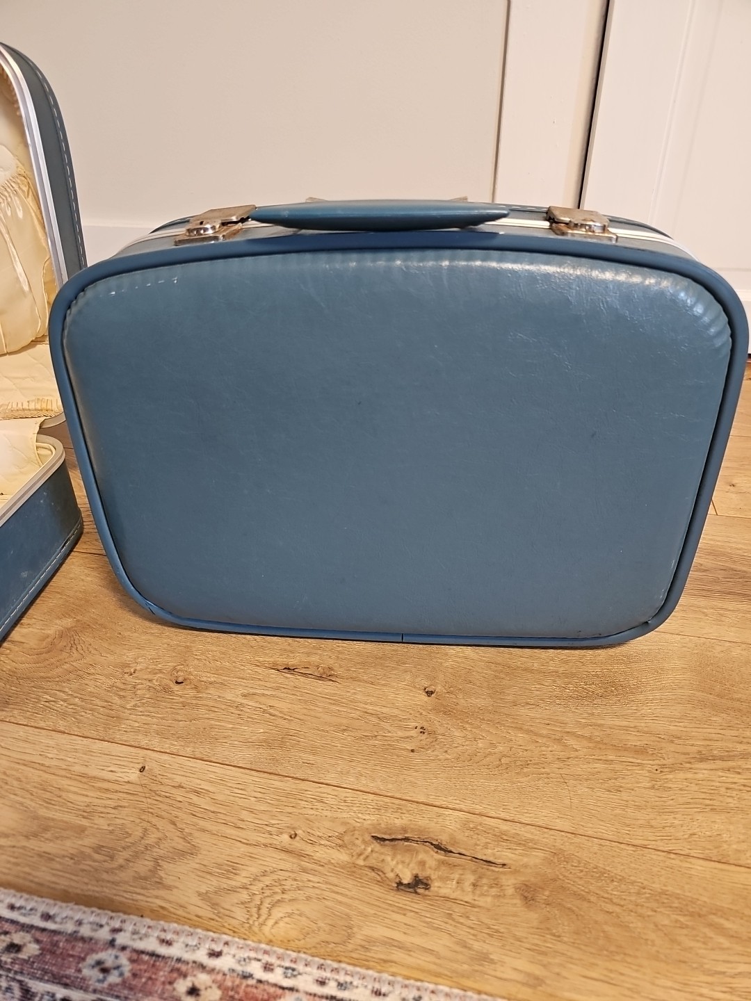 Vintage Blue Hard Shell Suitcase MCM Medium size Mid Century 1960s 70s Weekender