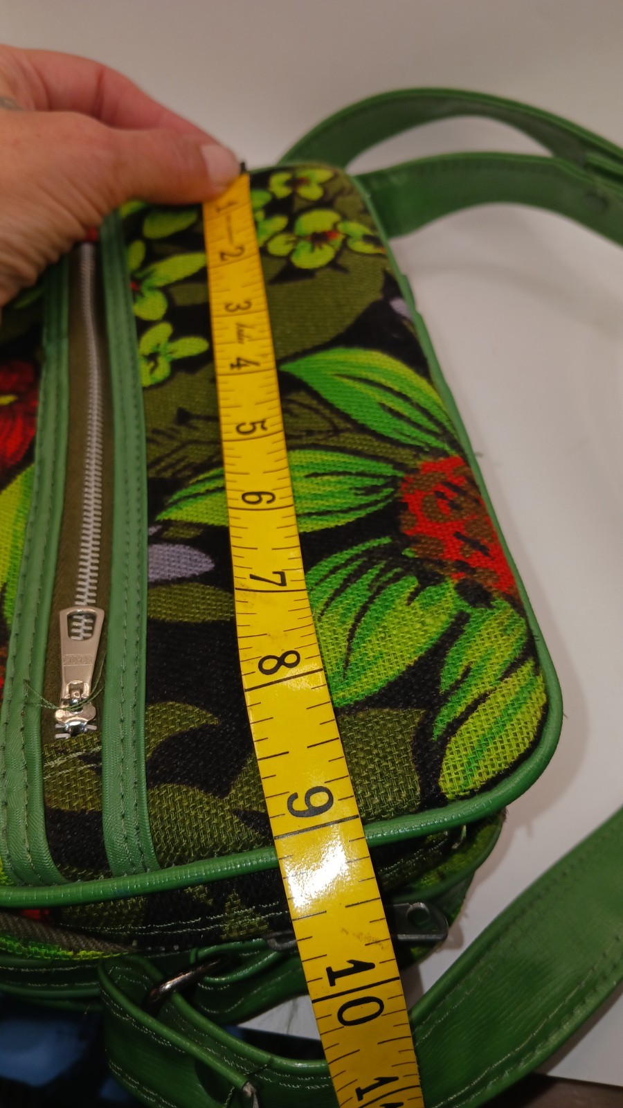 Vintage Luggage Galaxy Trav-Ler Purse Size Suitcase Floral Korea Green Black 60s
