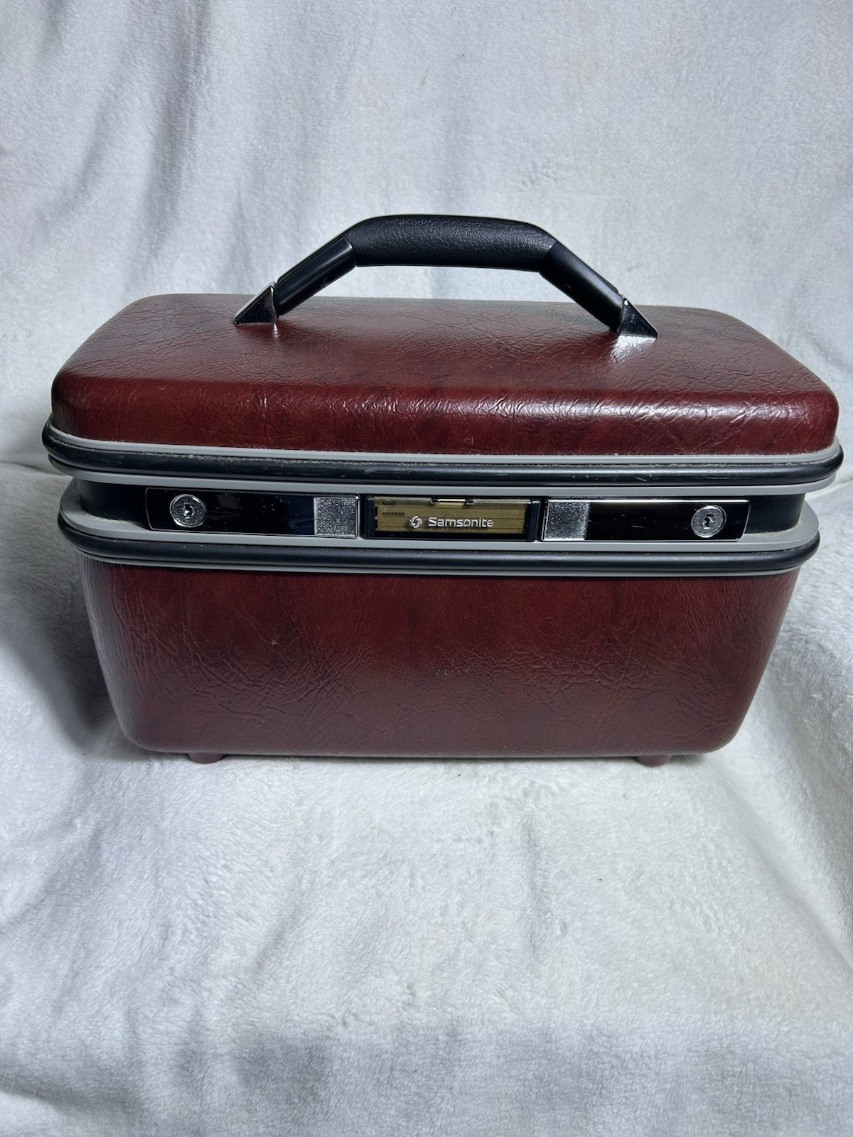 Vintage 1950s-60s Samsonite Silhouette Makeup Carry-On Case with Tray Red NOS