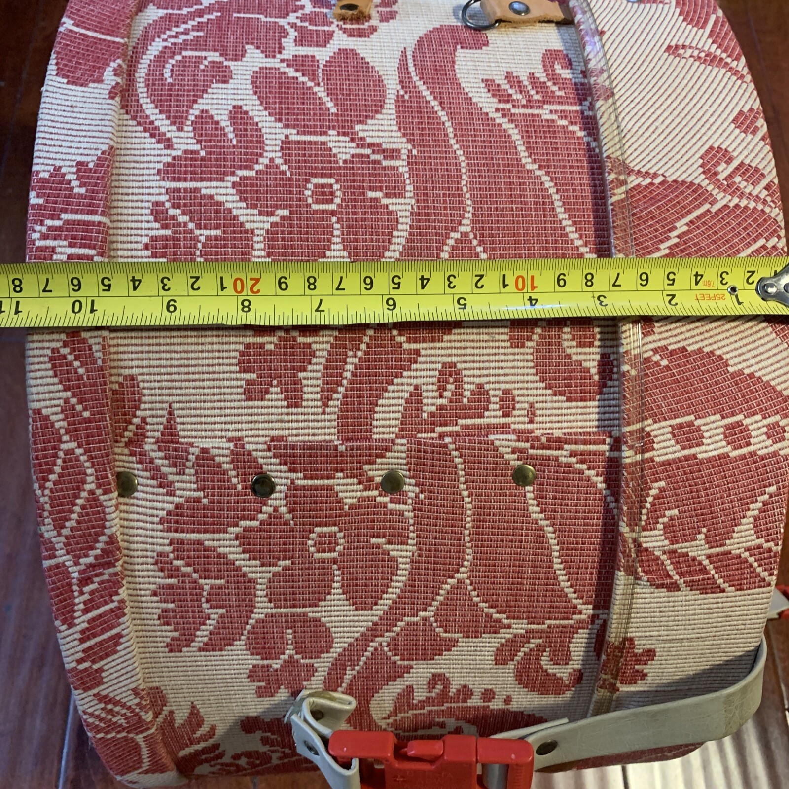 Vtg Floral Jacquard Luggage Round Suitcase Hat Wig Box Train Case W/ ACW Buckle