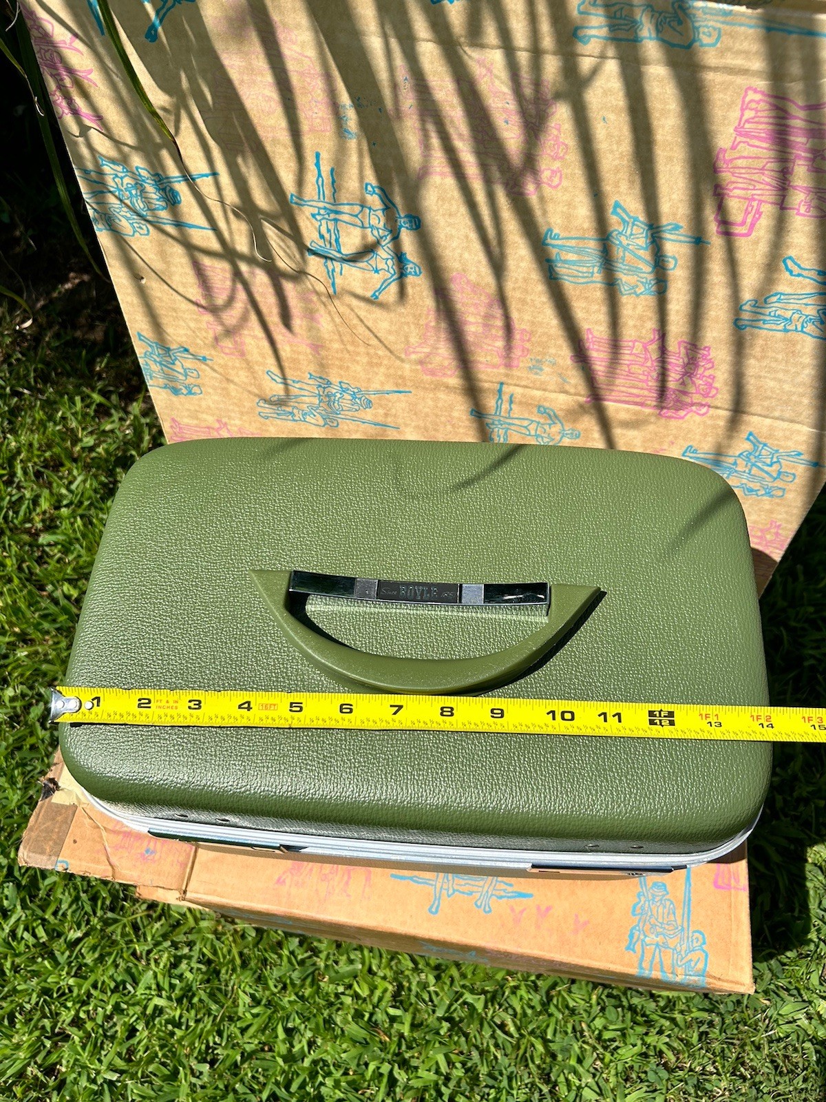 Vintage Avocado Green Luggage 3 Piece Set Hard Shell Suitcases in Boxes, No Key
