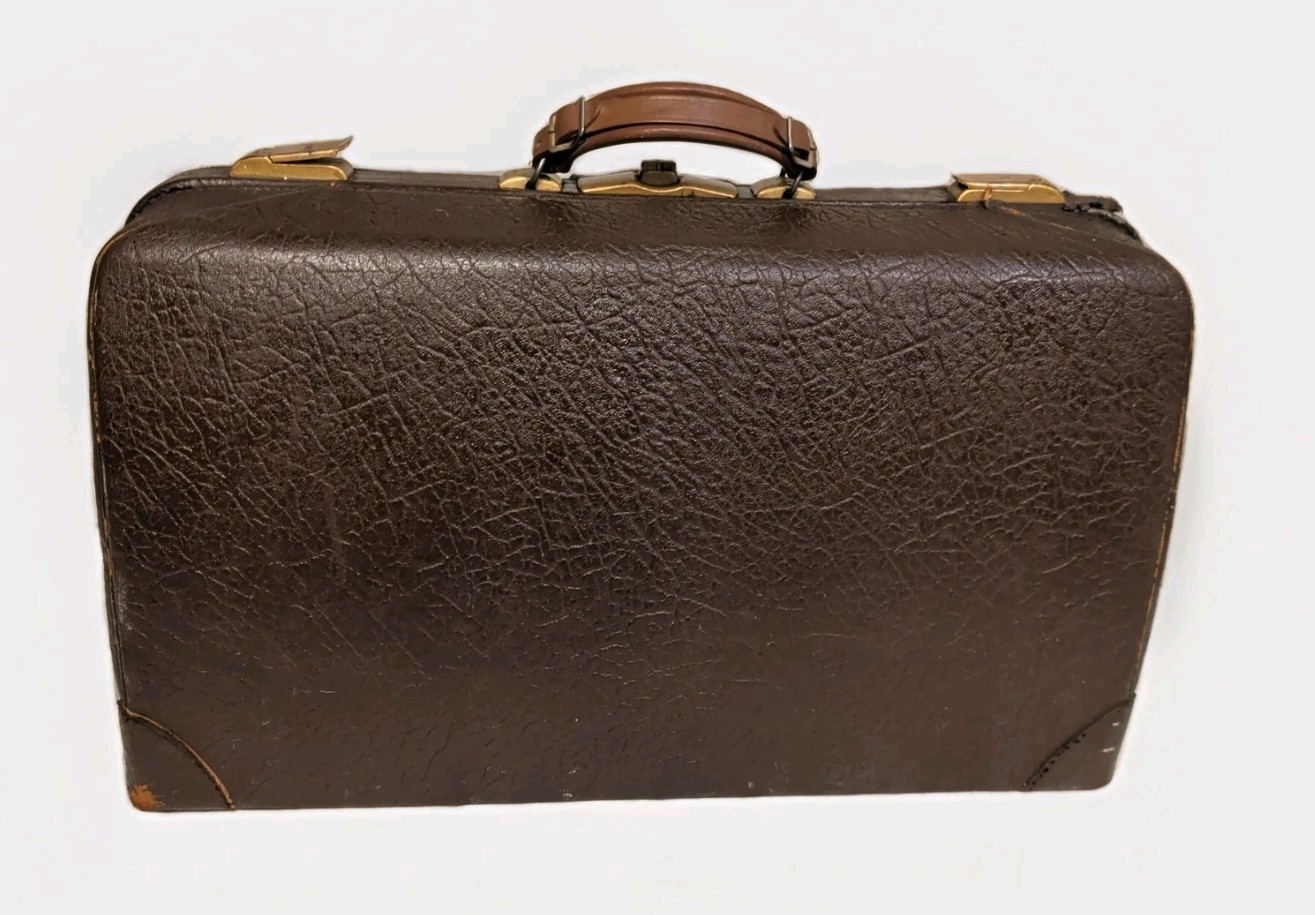 Antique Brown Leather Suitcase Doctor Bag Shape Brass Latch Vtg 22.5×13.5×9.5″