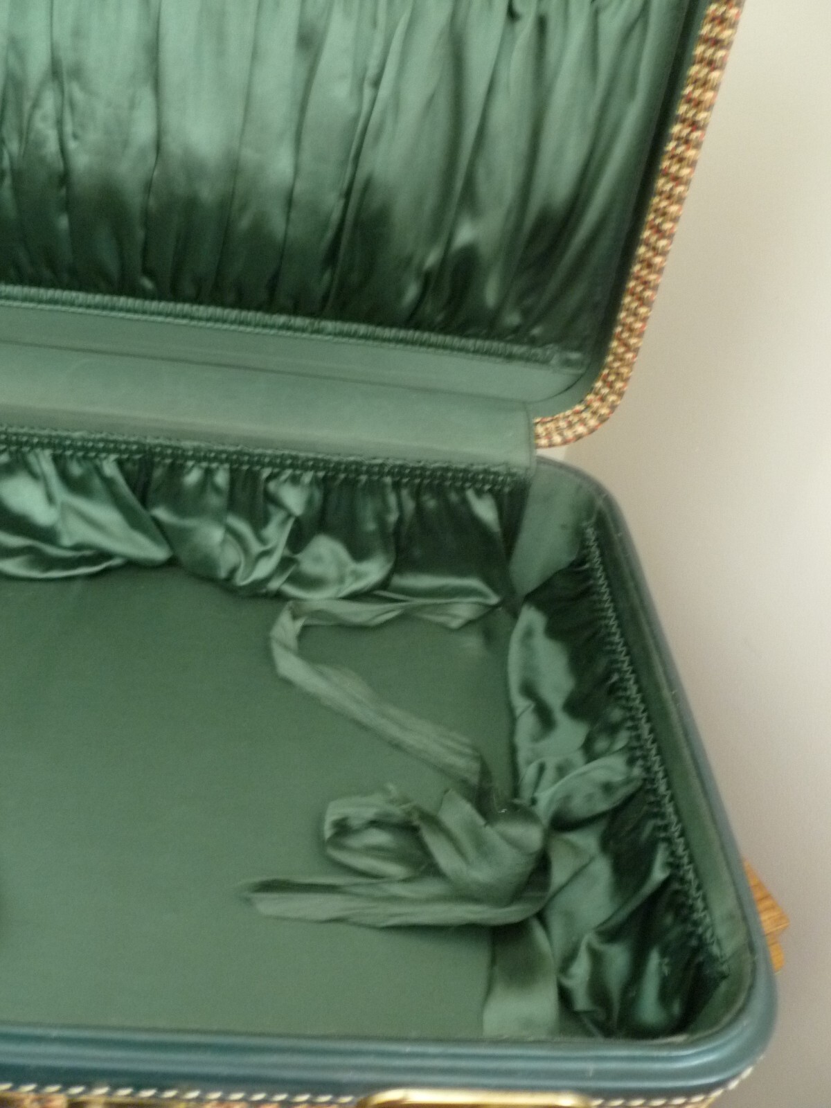 Vintage 1940’s Maximillian New York Travel Suitcase Luggage Tweed Leather Brass