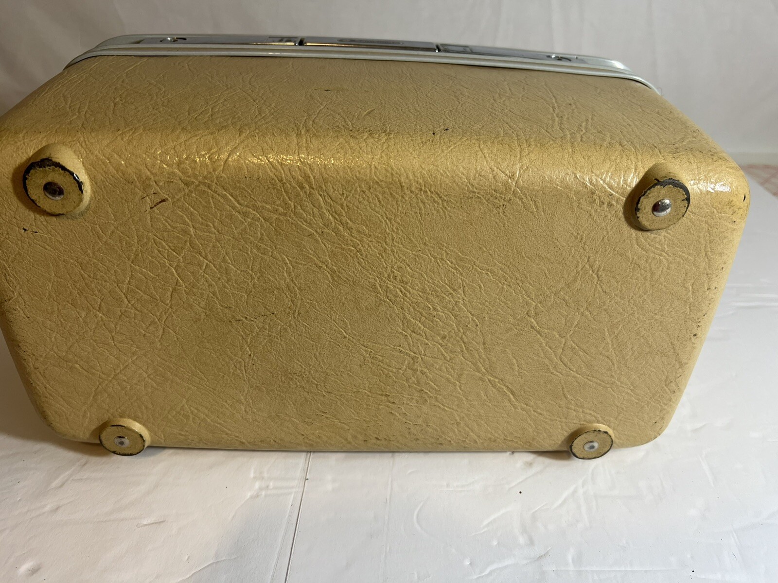 Samsonite Hard Side Cosmetic Case Yellow