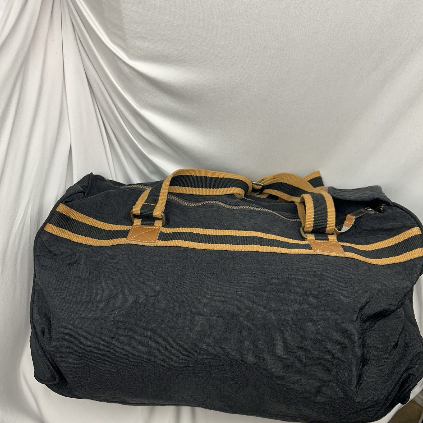 VINTAGE 90s Camel Large Duffel Travel Bag Camel Logo Embroidery & Zippers RARE