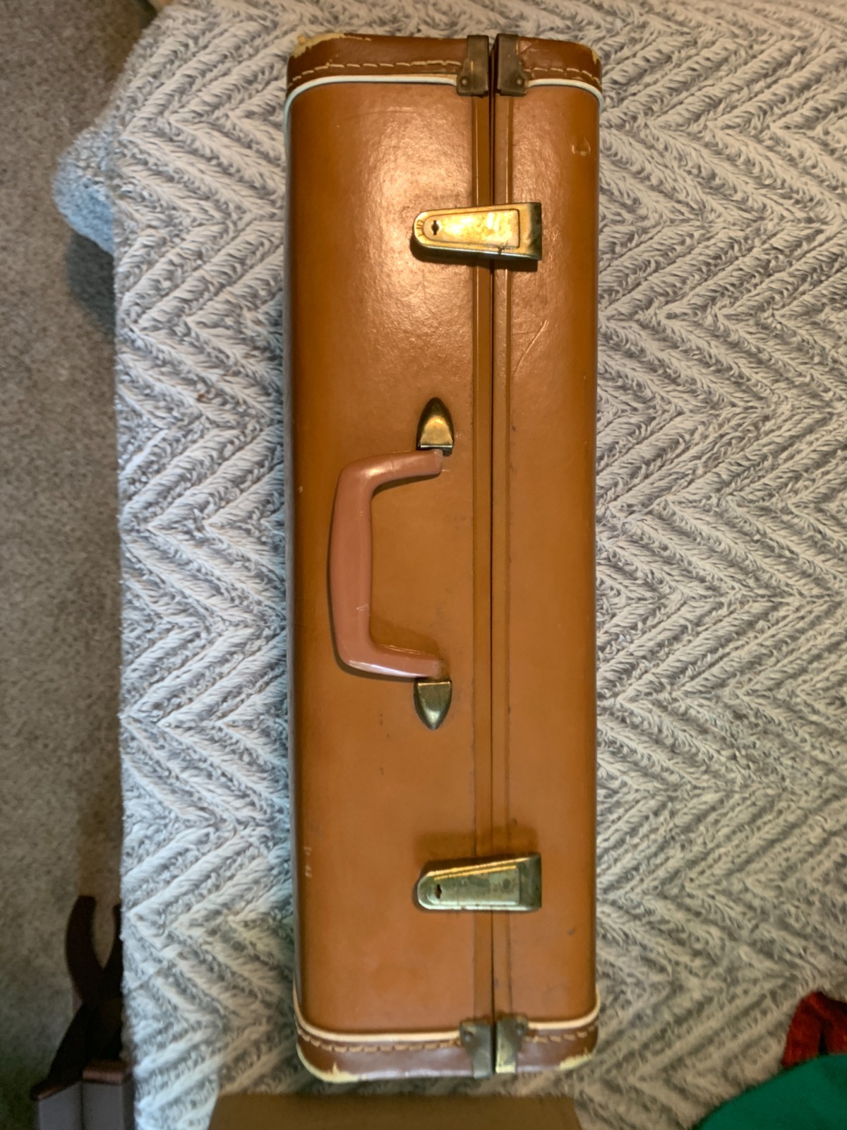 VINTAGE Samsonite Streamlite Hardshell SUITCASE Shwayder Bros 40s-60s Saddle Tan