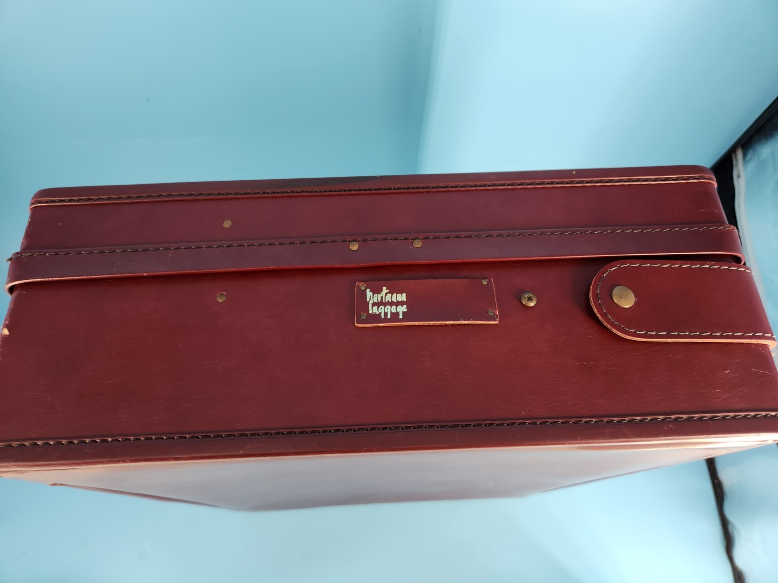 Vintage Hartmann Belting Luggage 26×20 Vinyl Faux Leather Suitcase Red Large 60s