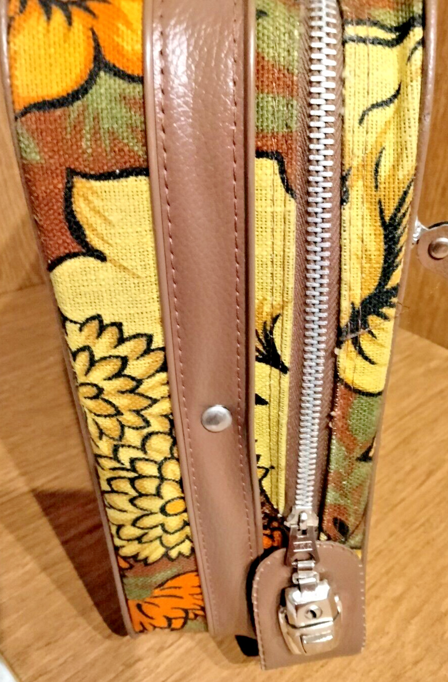 VINTAGE PETER’S BAGS “FLOWER POWER” FABRIC SOFTSIDE HAND TRAVEL SUITCASE LUGGAGE