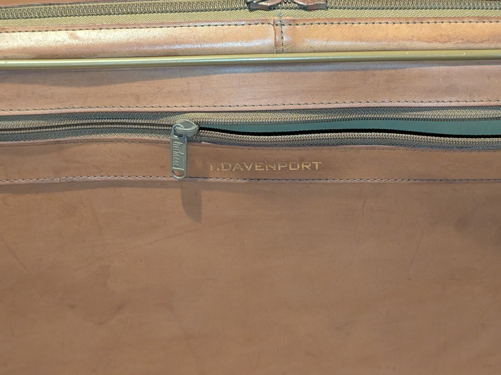VTG Hartmann brown belting leather carry on weekender travel luggage 21x12x8