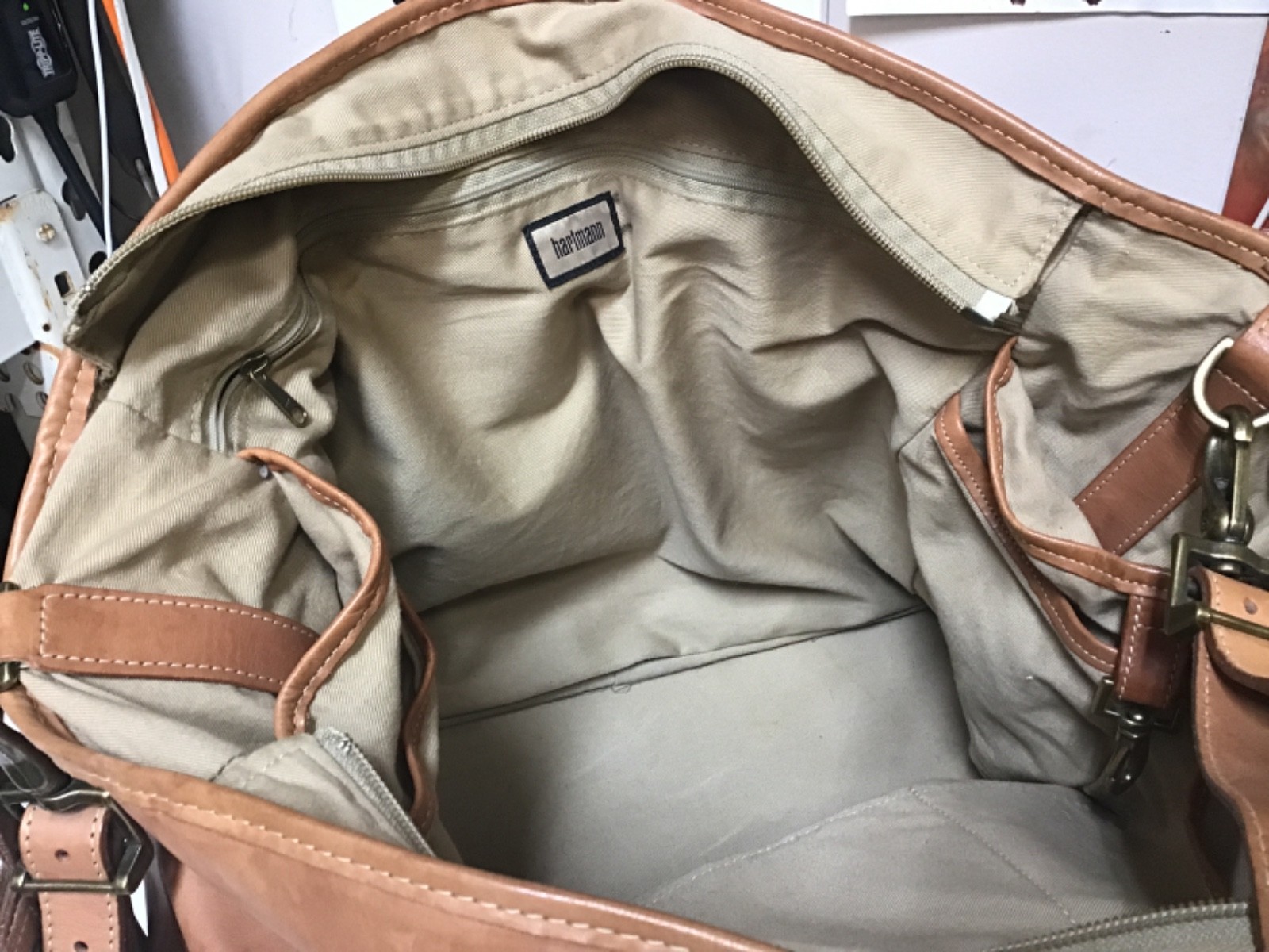 Hartmann USA Classic Large Vintage Shoulder Bag Luggage Belting Leather Carry-on
