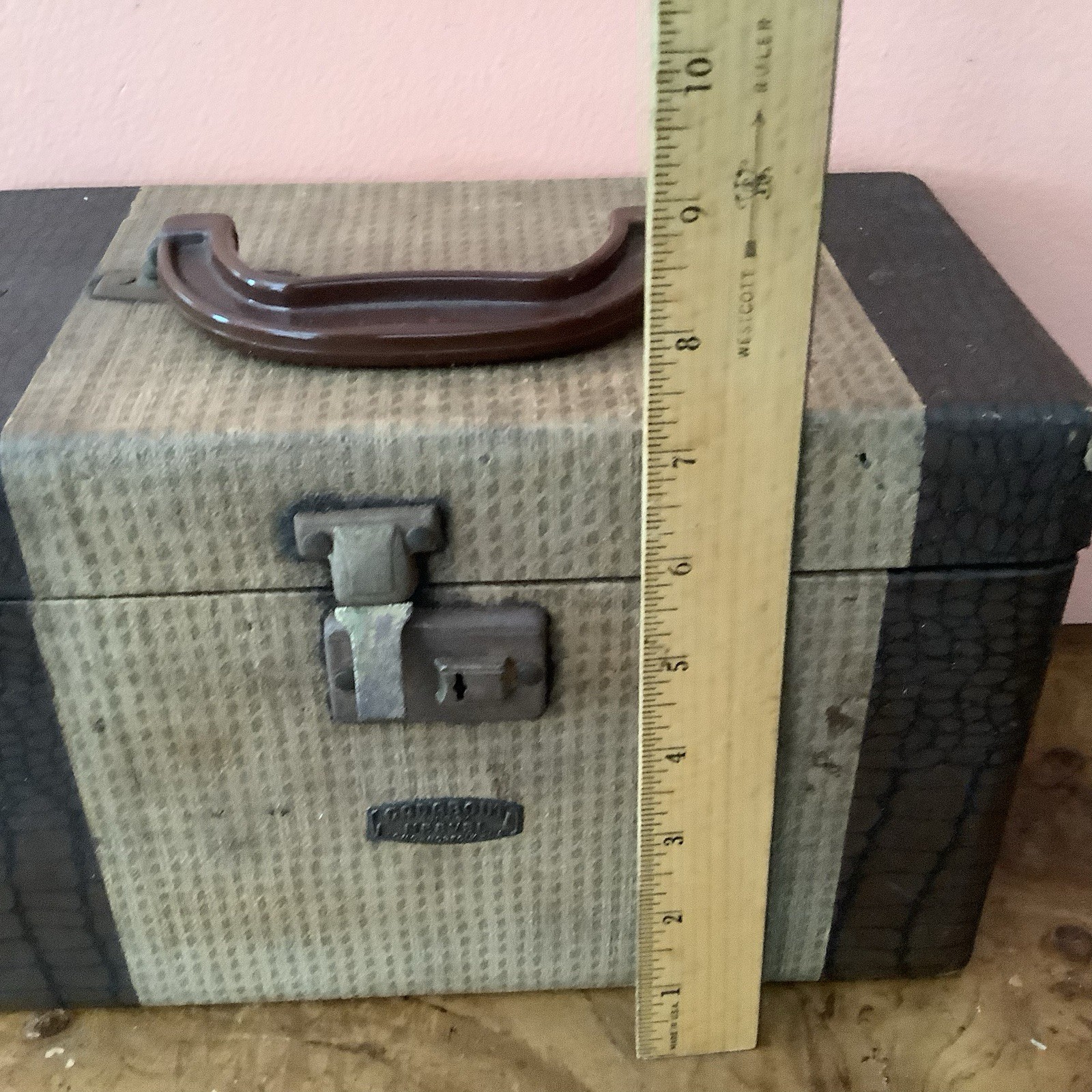 Vintage Gadabout by Neevel Luggage Traveling Case With Mirror 11” X 7” X 6”