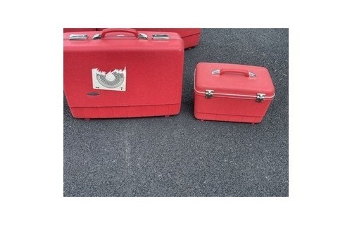 Sears Forecast Luggage 4 Piece Set w/ Train Case & Original Key 1970s Red