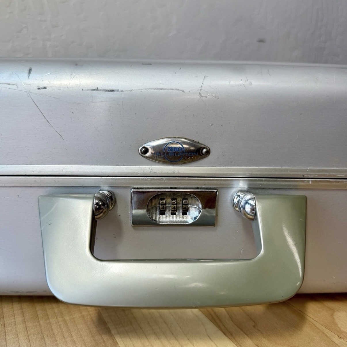 Vintage Zero Halliburton Suitcase – Aluminum With Blue Interior 21” X 14” X 7”