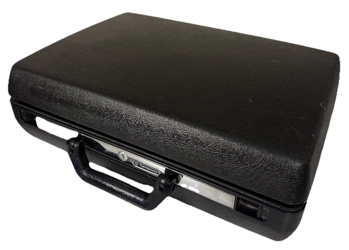 Vintage Samsonite Delegate Briefcase Attache Case Hard Shell Black With Keys