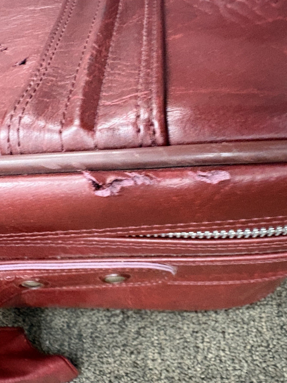 Vintage New Vista 5 Piece Luggage Set Burgundy Faux Leather Suitcase Travel Bags