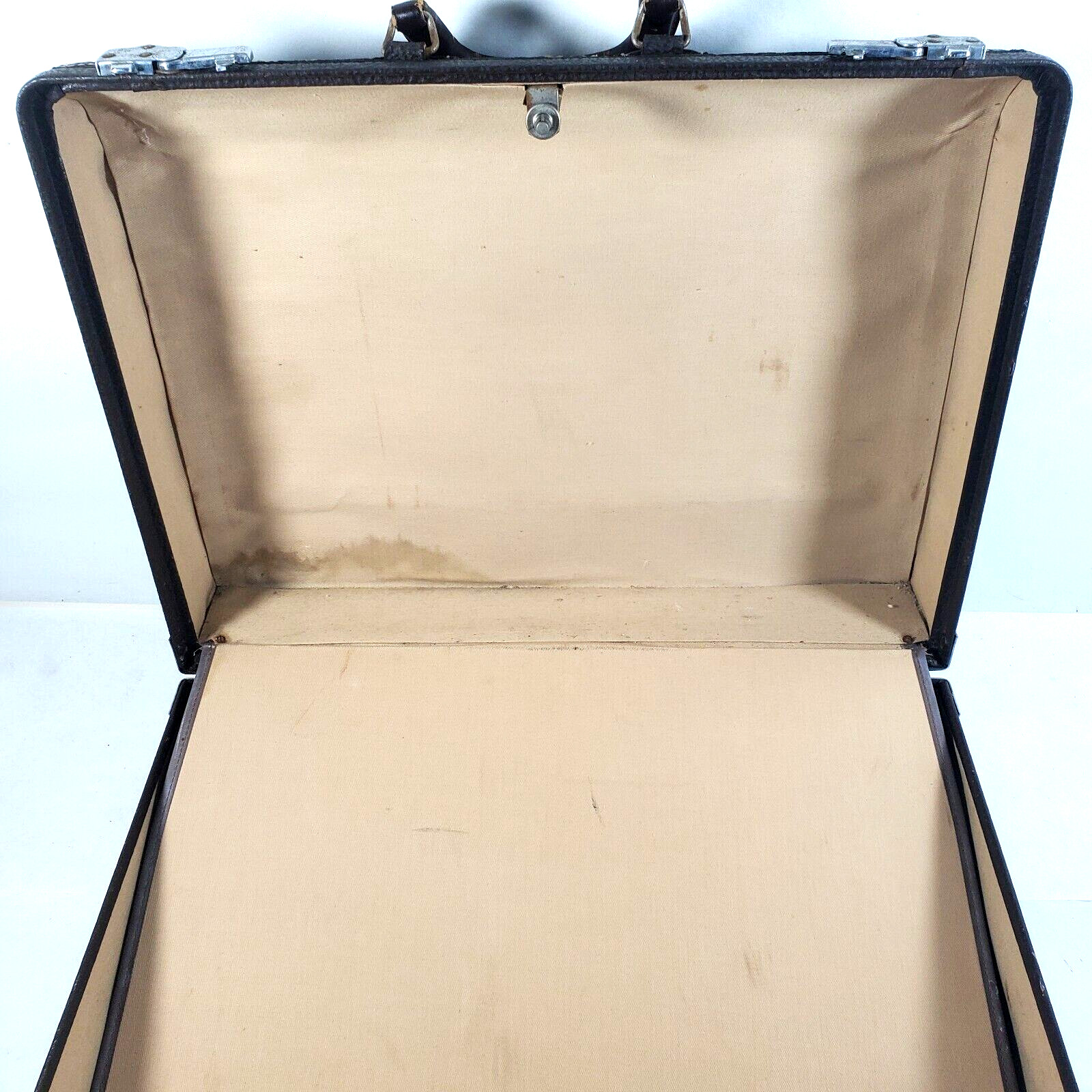 Vintage The Little Colonel Textured Hard Case Suitcase 20 x 15 x 6 Brown