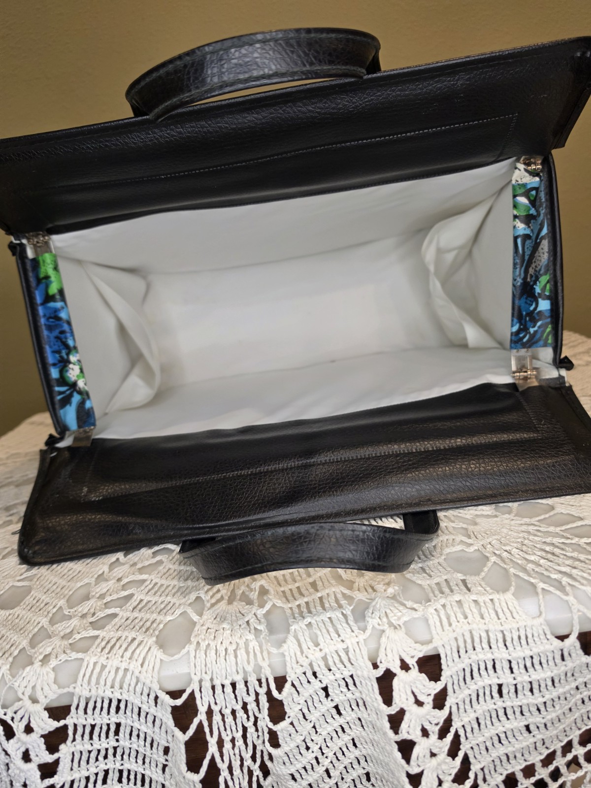 Vintage Floral Travel weekender bag