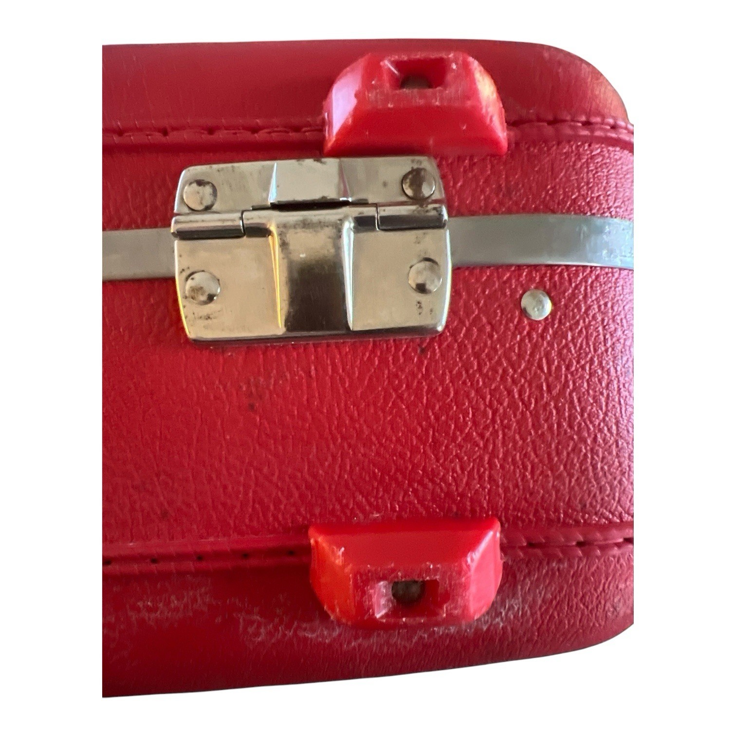 Vintage AMERICAN TOURISTER “TIARA” RED HARD-SHELL SUITCASE 24″ X 17″ X 8″ 1960s