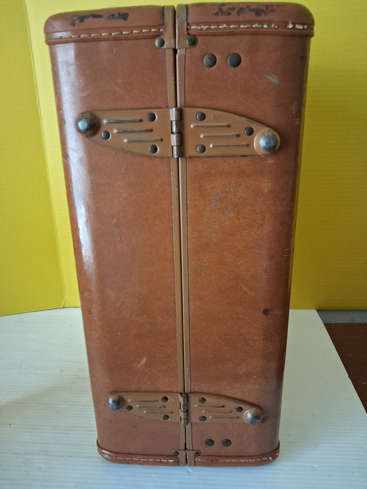 Vintage SAMSONITE Shwayder Bros Inc Denver Detr Luggage Suitcase No Key 15x10x7