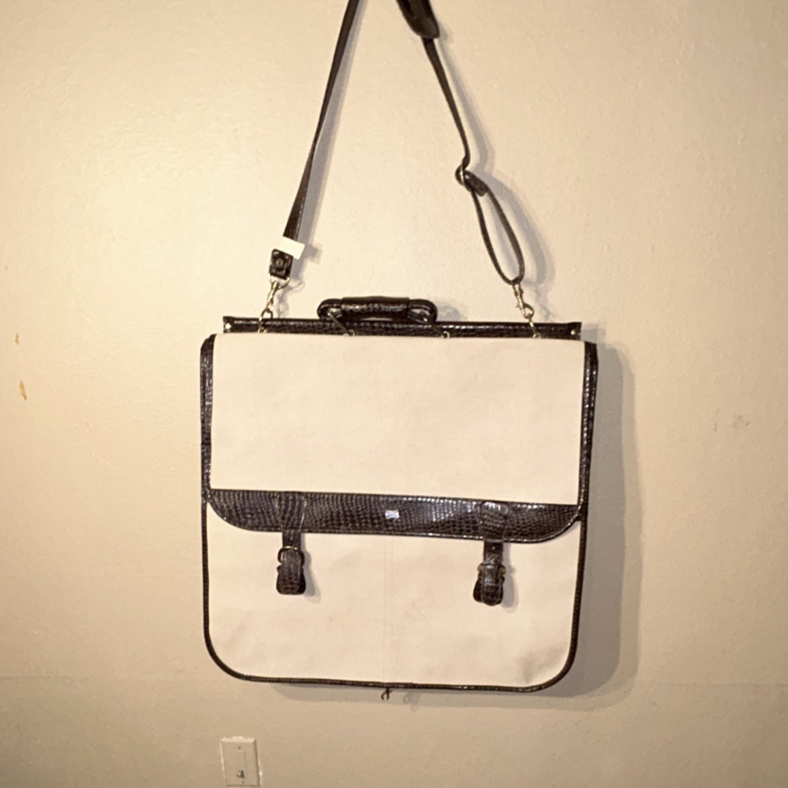 Beige & Brown Zip Garment Bag w/ Brown Trim, Hanger Hook, Handle, Strap