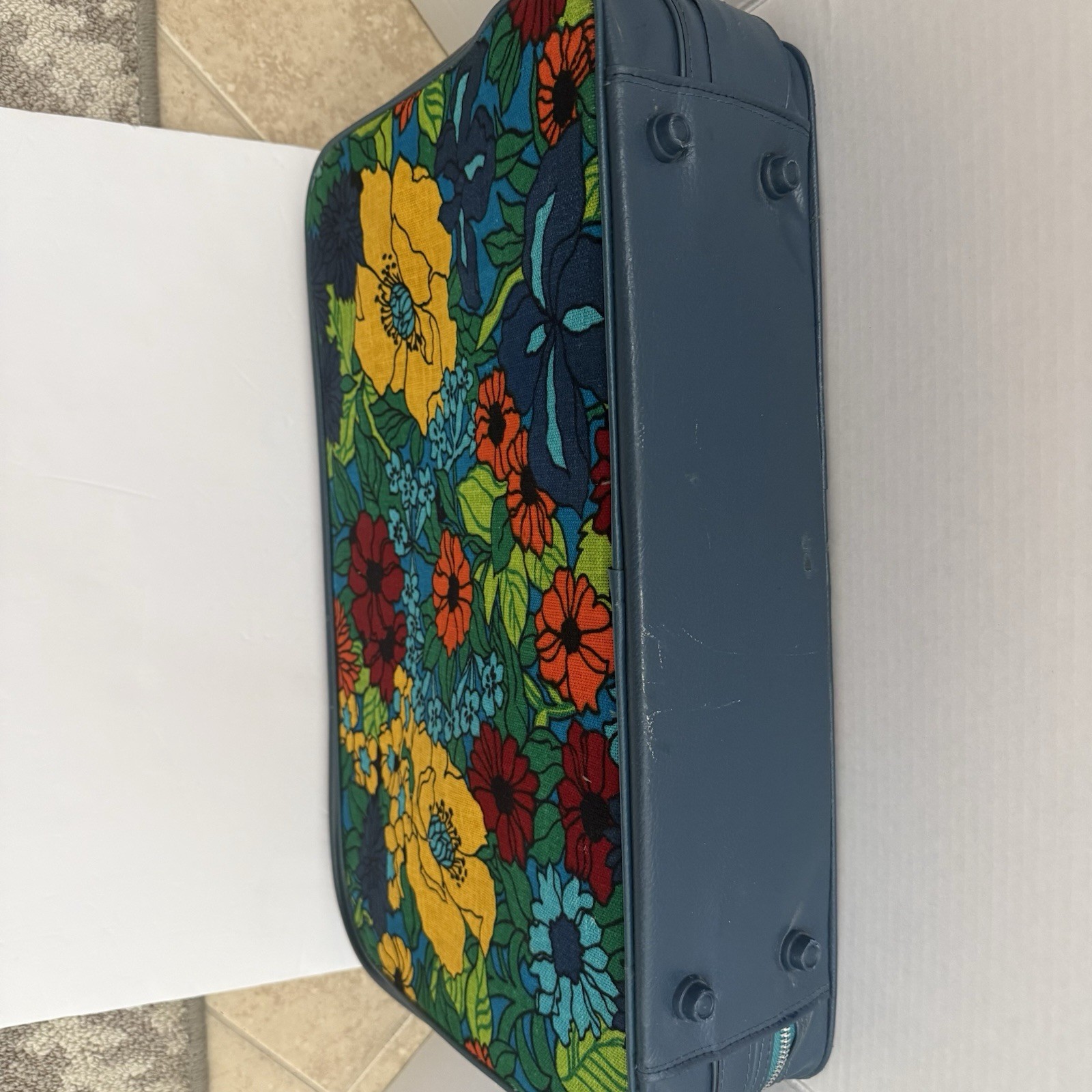 VTG 60s/70s Retro Suitcase Zippered Luggage MOD Hippie Good Condition