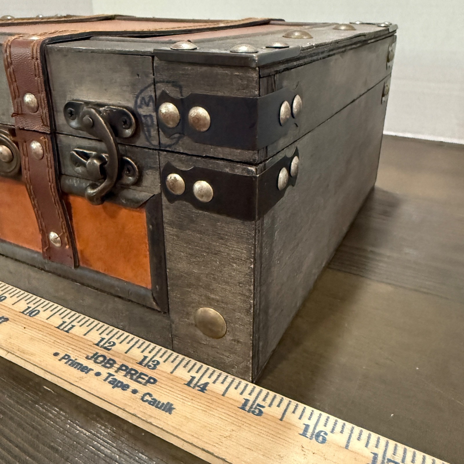 ~14.75”x10.5”x5.5”~ Old Wood Storage Box Suitcase Handle Photo Prop Multi-Use