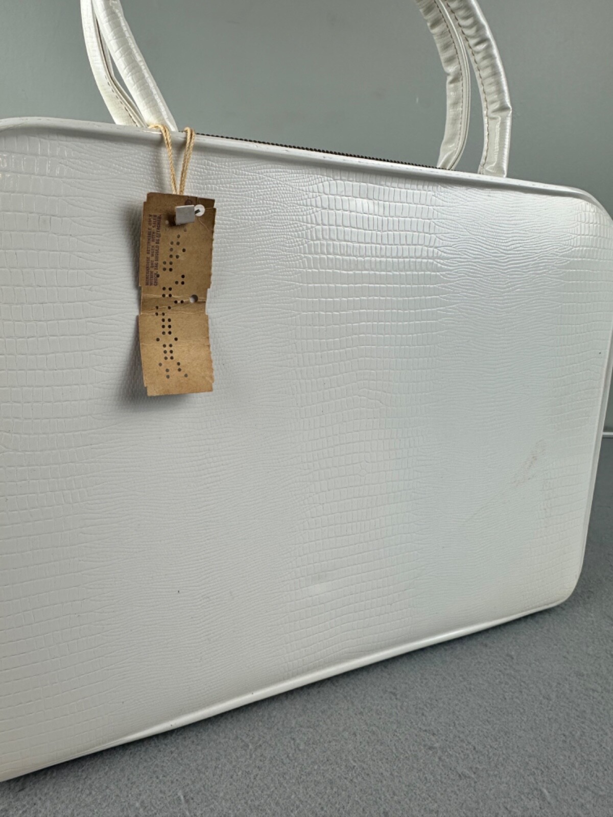 Vintage Strawbridge & Clothier White Full Zip 13.5″ Case w/Animal Skin Print