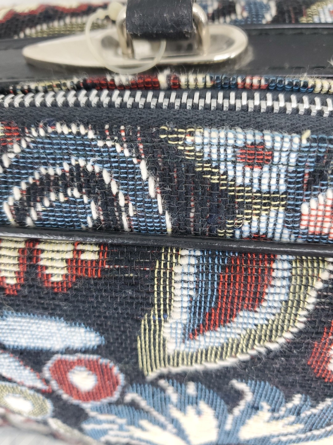 Vintage 1970’s Bantam Travelware Blue Black Floral Suitcase W/ Key Retro