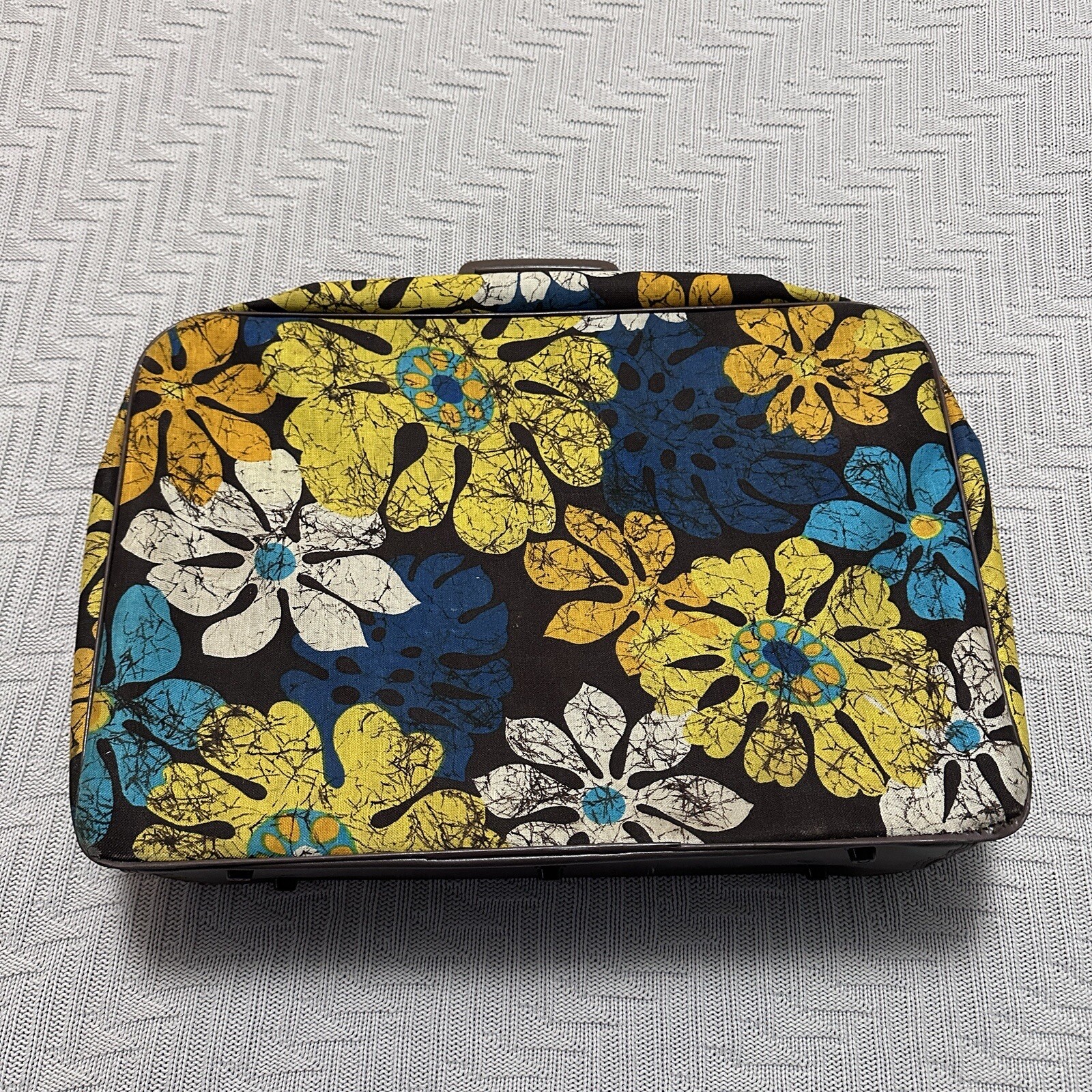1960s Vintage Bantam Travelware Brown Floral Mod Pattern Suitcase Luggage Japan