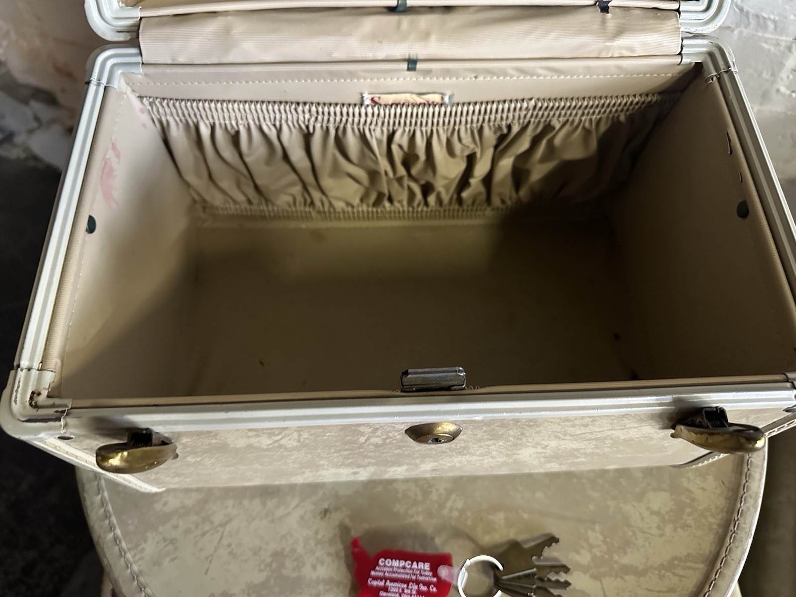 Vintage Marble White Samsonite Suitcase Luggage Train Wardrobe Overnight Rawhide