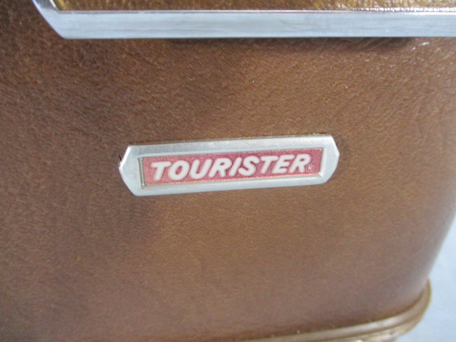 Vtg American Tourister Hard Shell Train Cosmetic Case Make Up Suitcase w/ Tray