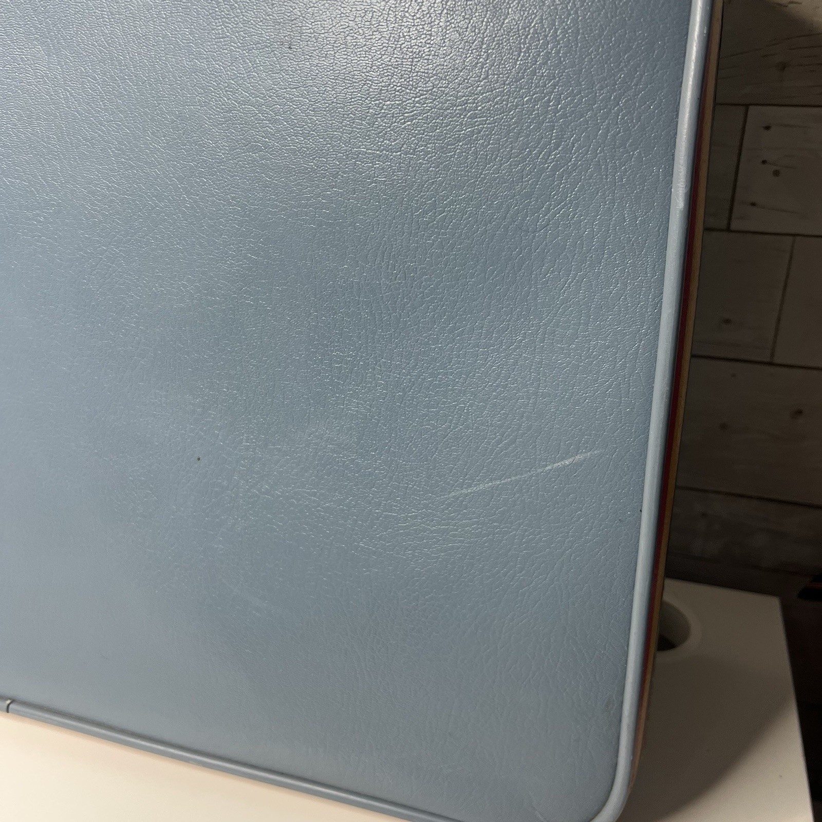 VTG AMELIA EARHART Blue Travel Luggage Suitcase Stripe 27” X 18” – Nice!! 50s