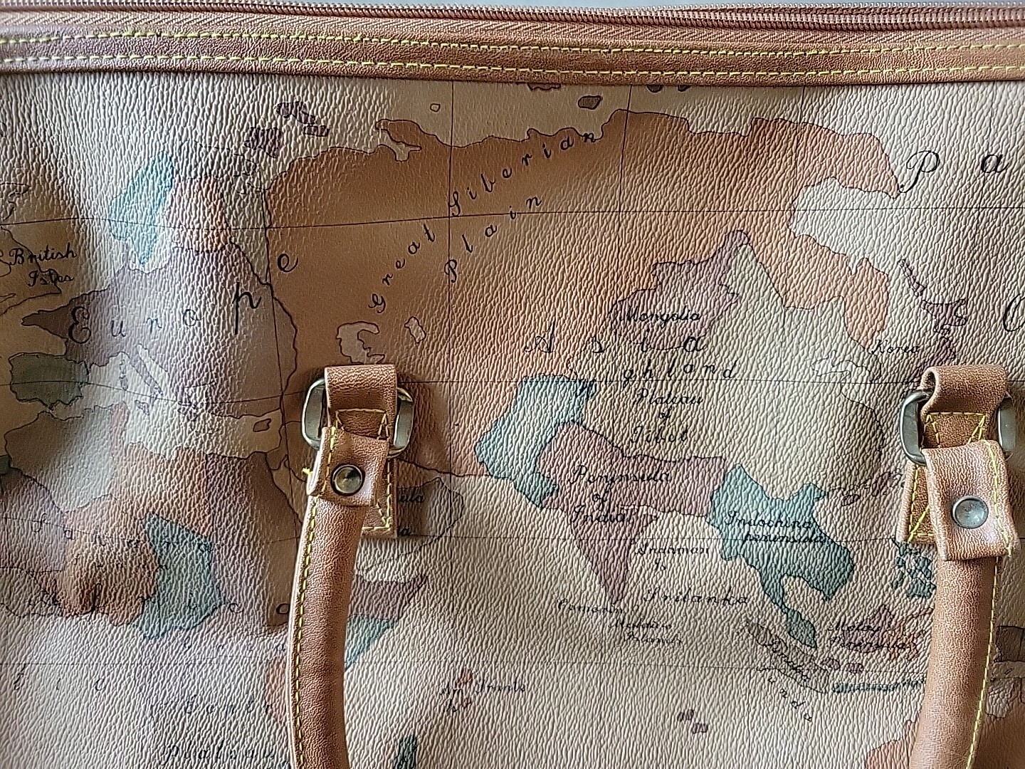 Vtg Gitano World Map Duffel/Travel/Carry-On Bag W Gitano Luggage Tag