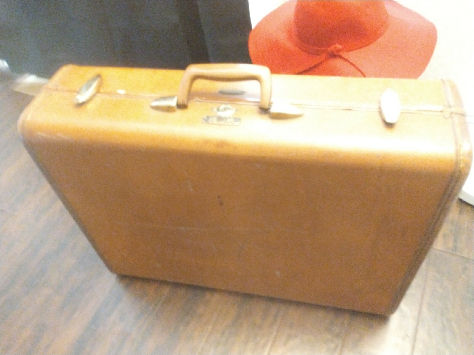 Vtg Large Samsonite 24″ Shwayder Bros. Leather Hard Shell Luggage Suitcase Brown
