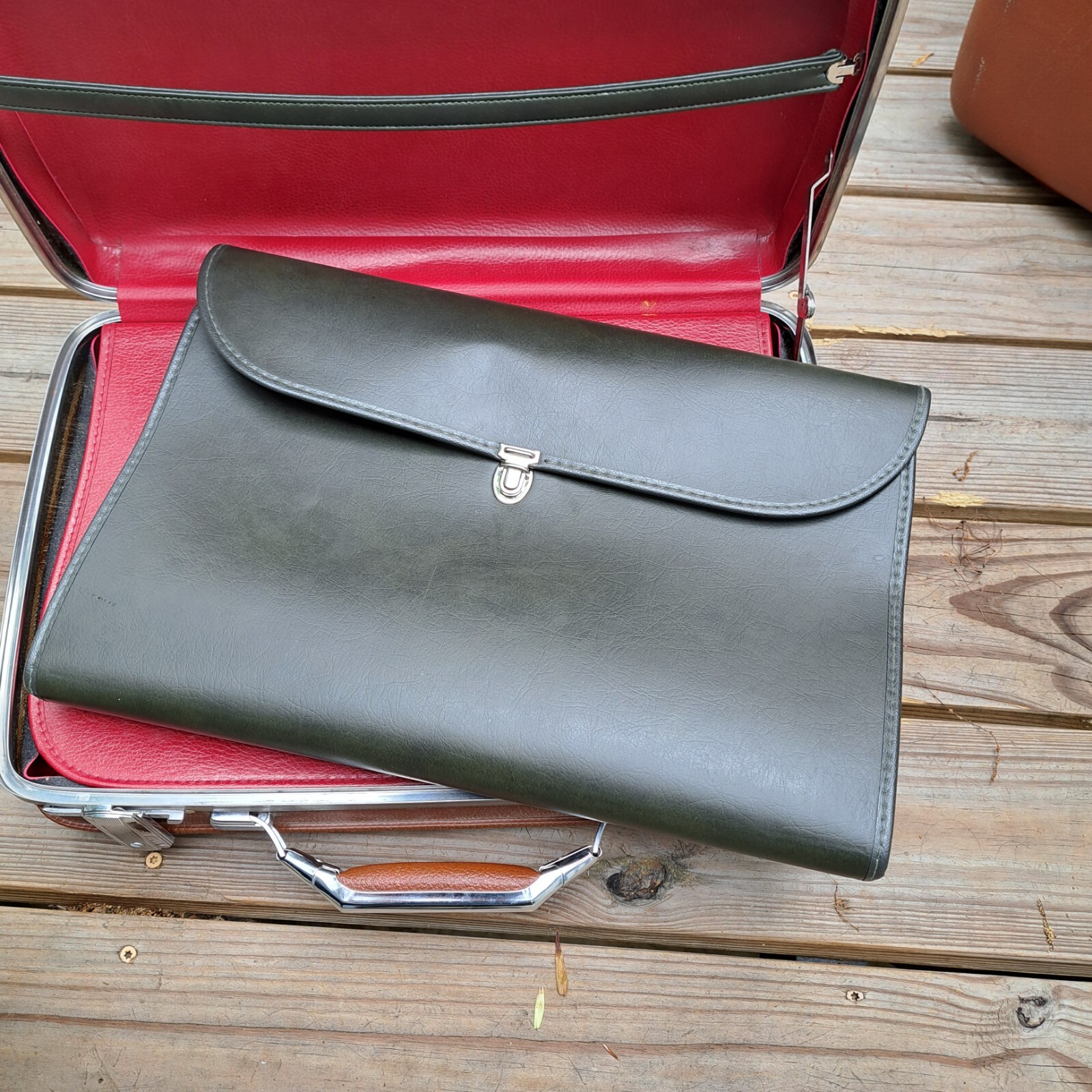 VTG American Tourister Tiara 3 pc Luggage Set Brown Suitcases & Rare Briefcase