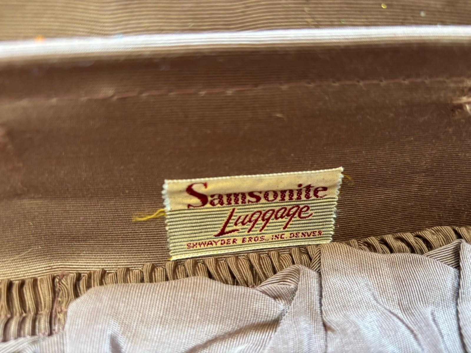 VTG Samsonite Hard Luggage Shwayder Bros Denver Detroit Brown 15” X 10” Brass