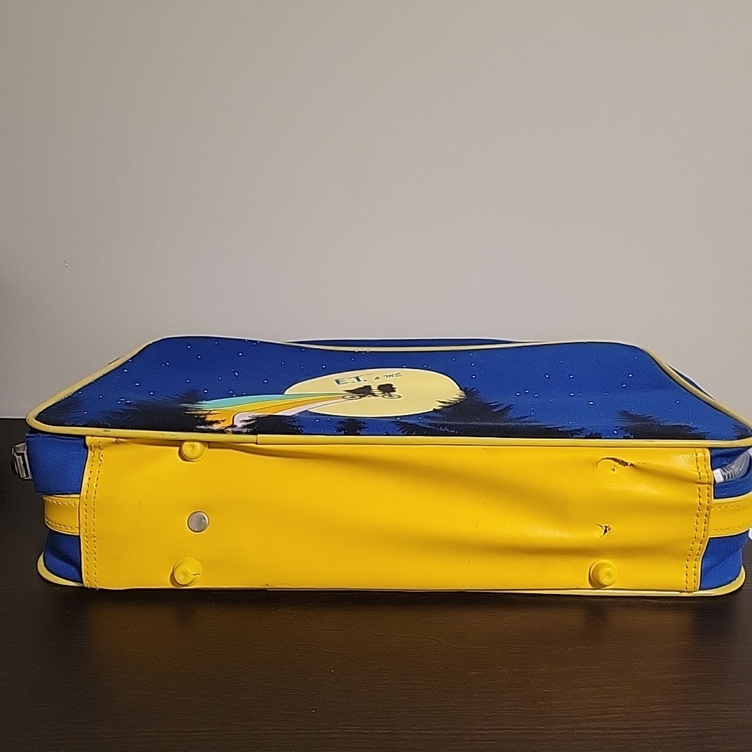 Vintage E.T. Extra Terrestrial & Me Large Children’s Suitcase 19×13