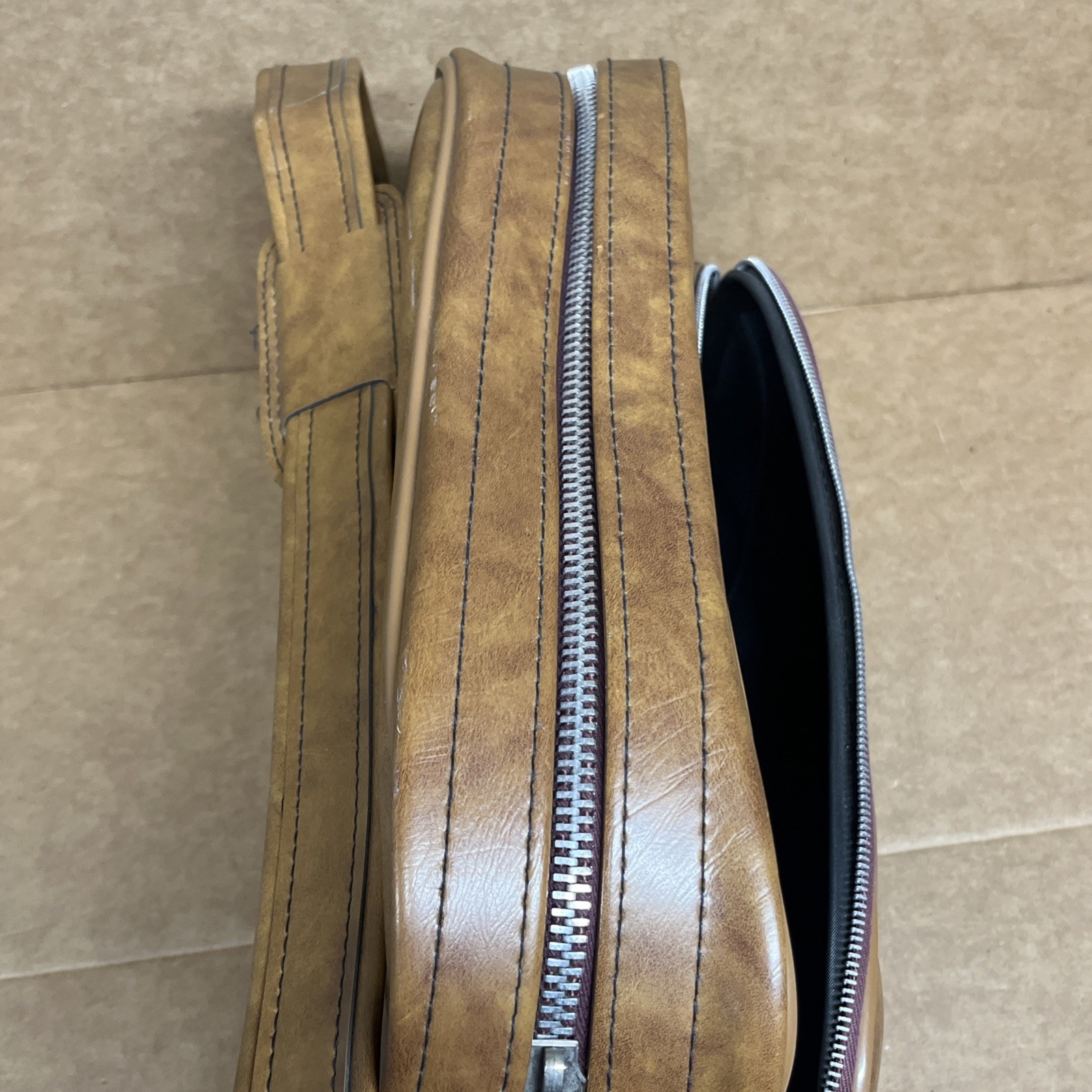 Vintage Airway Brown Leather Shoulder Bag Carry On Luggage with Lock & Key