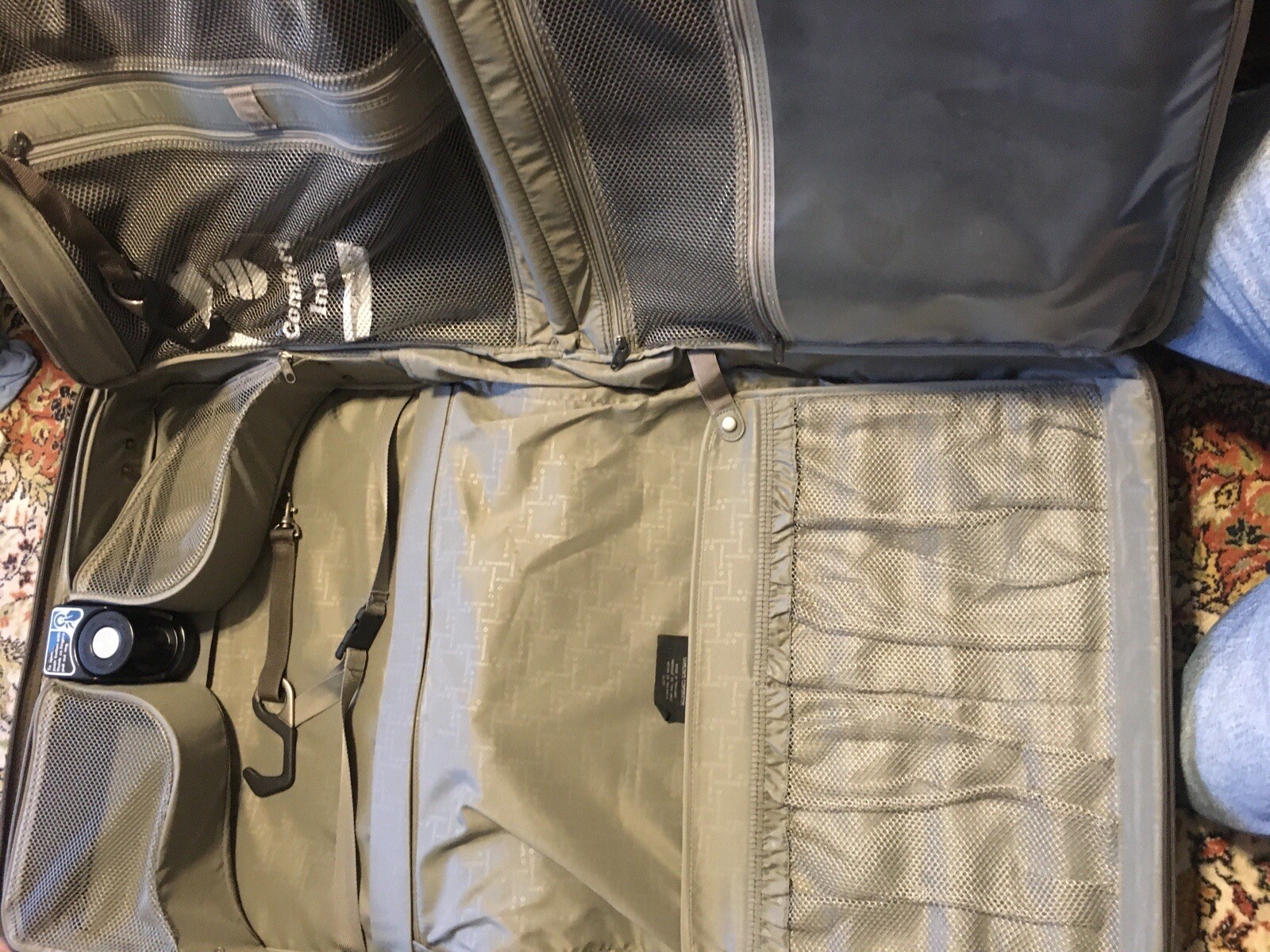 Samsonite Carryons Luggage With Pockets, Straps, And A Lock For Business Attire