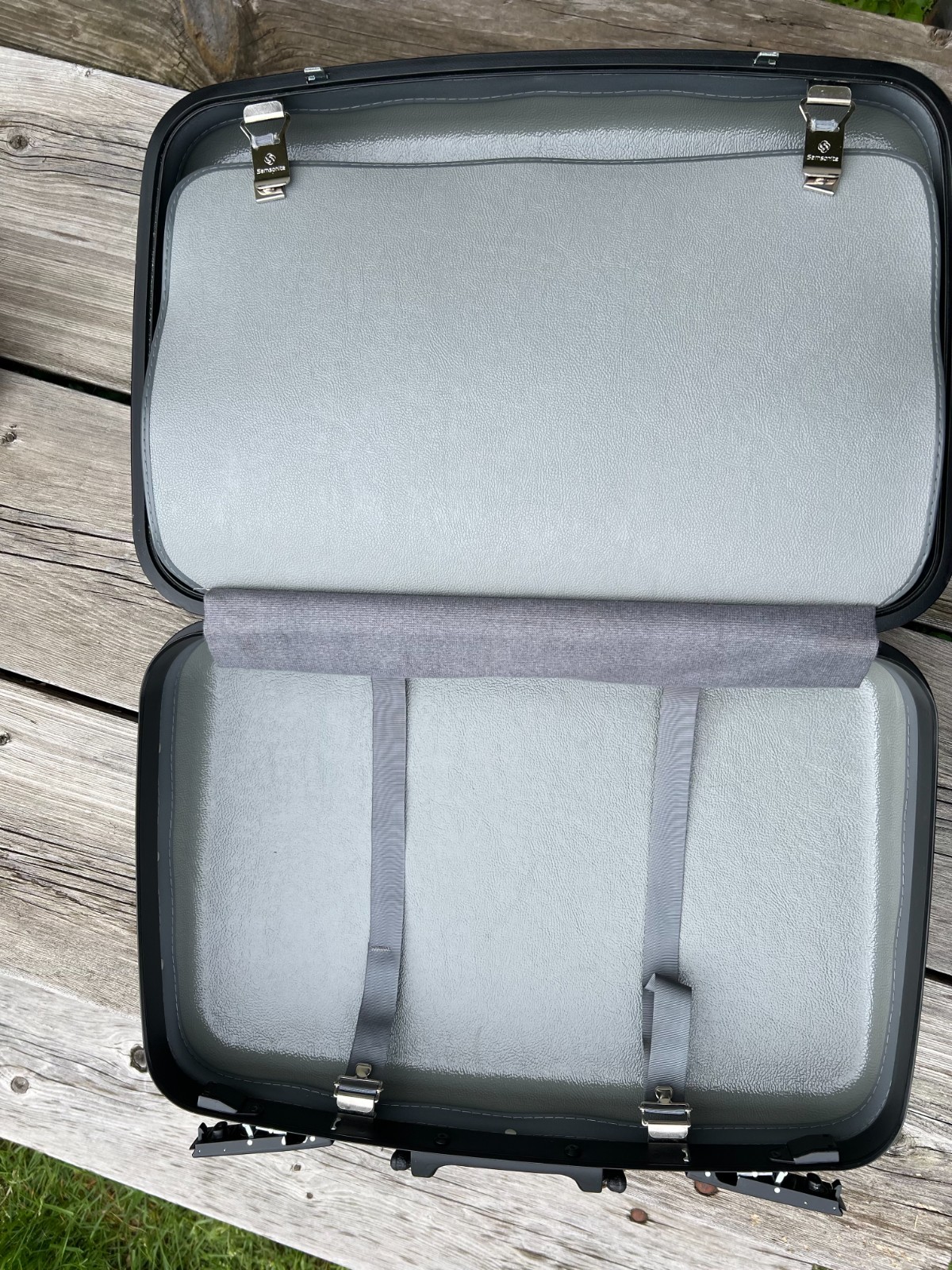 VTG 1982 Samsonite Survivor CarryPak 46 Luggage Set – 27” Wheeled & 20″ Carry‑On