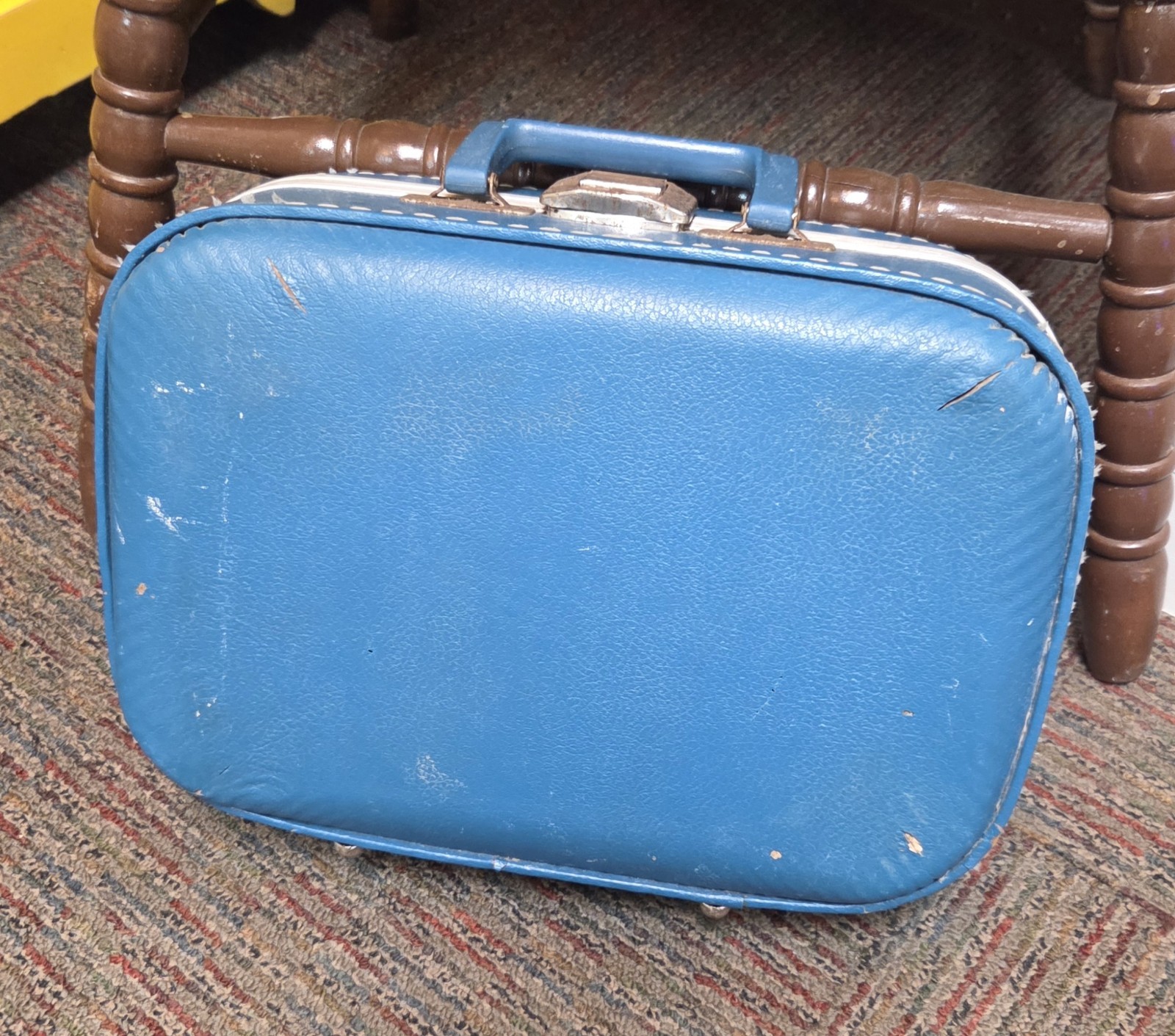 VINTAGE “GOING TO GRANDMA’S HOUSE” HARD SHELL BOY W/DOG SMALL SUITCASE