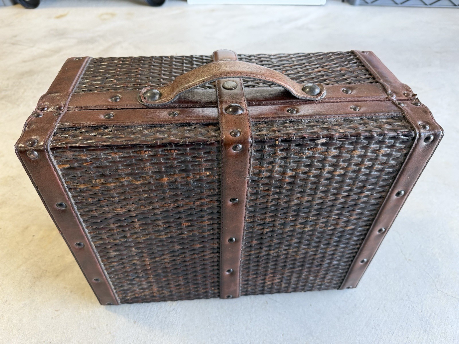 Vintage Style Woven Wicker Luggage Carry On Suitcase Decor Accent