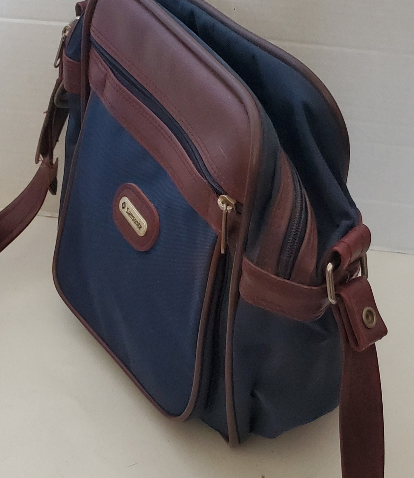 Vintage Navy Blue Samsonite Nylon Carry On Shoulder Strap